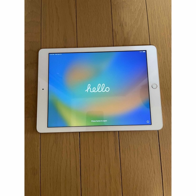 Apple アップル iPad 第6世代 32GB シルバー