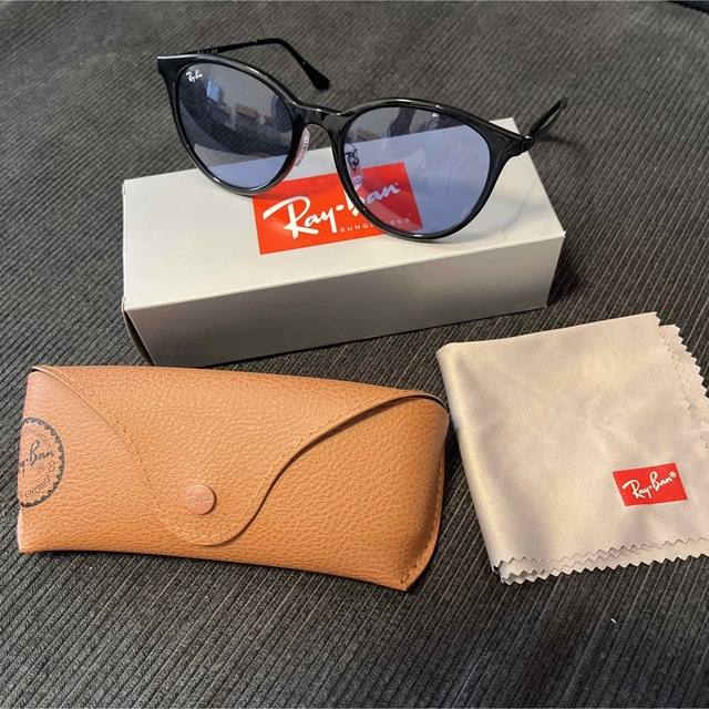 Ray-Ban(レイバン)のレイバン　サングラス　RB4334D メンズのファッション小物(サングラス/メガネ)の商品写真