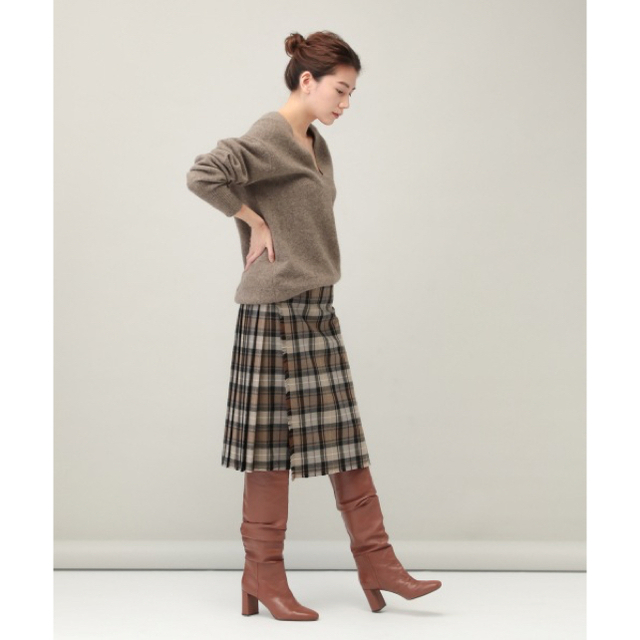 Scye(サイ)の【新品タグ付き】Scyeチェックキルトスカート　グレージュ レディースのスカート(ひざ丈スカート)の商品写真