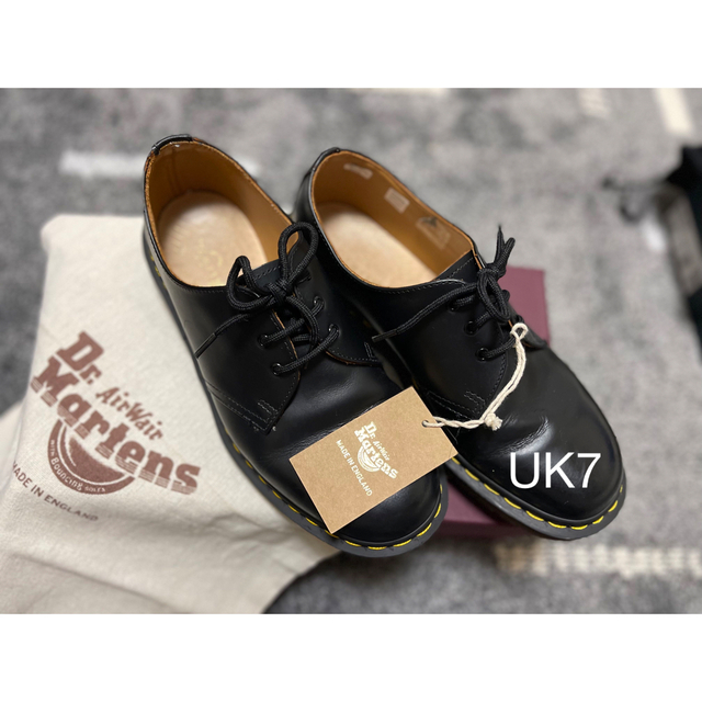 ドクターマーチン3ホール 1461イングランド製 UK7 激安通販 stockshoes.co