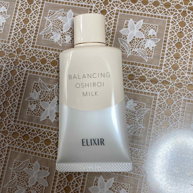 ELIXIR(エリクシール)のエリクシール　ルフレ　バランシングおしろいミルクC（朝用乳液） コスメ/美容のスキンケア/基礎化粧品(乳液/ミルク)の商品写真