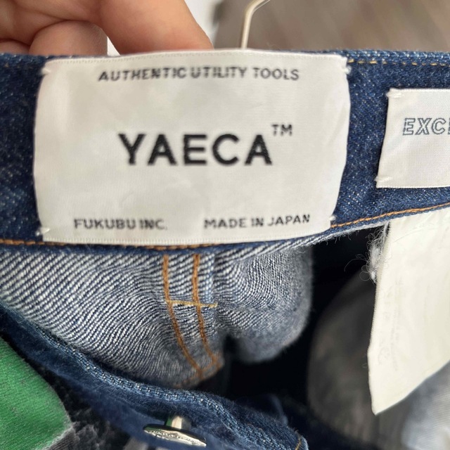 YAECA(ヤエカ)のYAECA 9-13ww ワイドテーパードデニム レディースのパンツ(デニム/ジーンズ)の商品写真