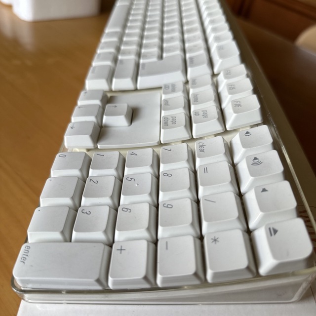 APPLE Wireless Keyboard M9270J/A 2