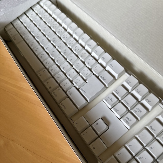 APPLE Wireless Keyboard M9270J/A