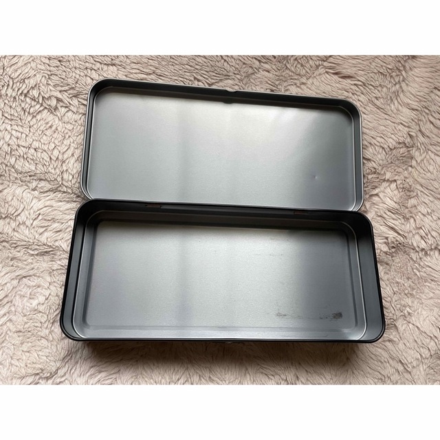 缶ペンケースの通販 by sakusaku.shop｜ラクマ