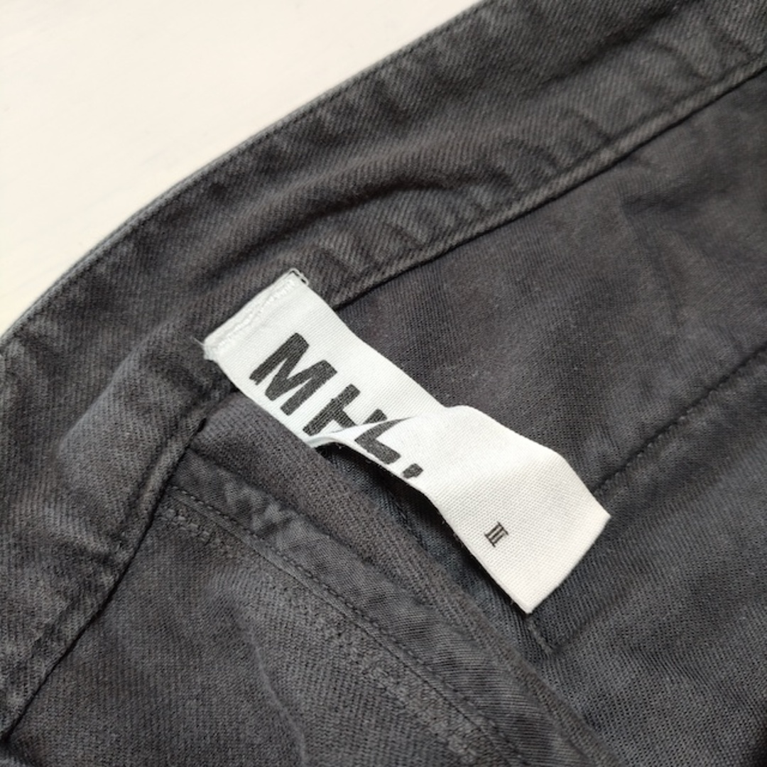 MHL.(エムエイチエル)のMHL. 578-243174 リネン混 クロップドパンツ サイズ3 チノパンツ チャコールグレー レディース エムエイチエル【中古】3-0329M△ レディースのパンツ(チノパン)の商品写真