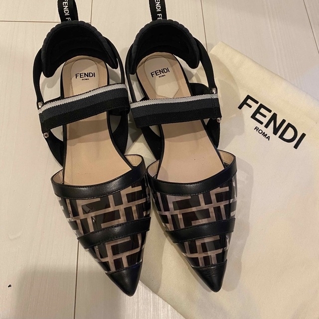 受注発注 FENDI FENDI コリブリ フラット 38 コリブリ 靴/シューズ ...