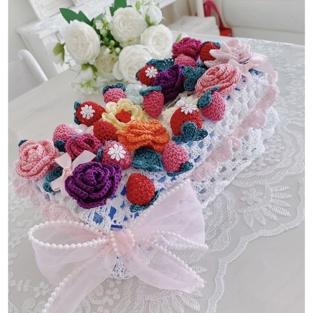 🍓苺＆🌹薔薇❤️デコレーションティッシュBOXカバー🎀 ハンドメイドの生活雑貨(雑貨)の商品写真