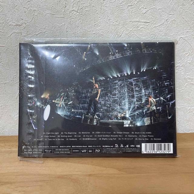 ONE　OK　ROCK　2015“35xxxv”JAPAN　TOUR　LIVE＆ エンタメ/ホビーのDVD/ブルーレイ(ミュージック)の商品写真