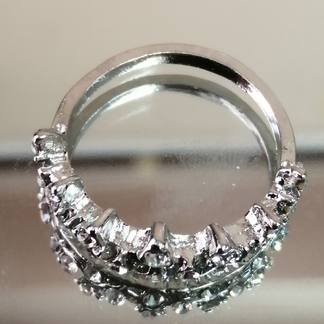 【SALE】リング レディース シルバー クラウン かわいい 王冠 指輪 17号 メンズのアクセサリー(リング(指輪))の商品写真