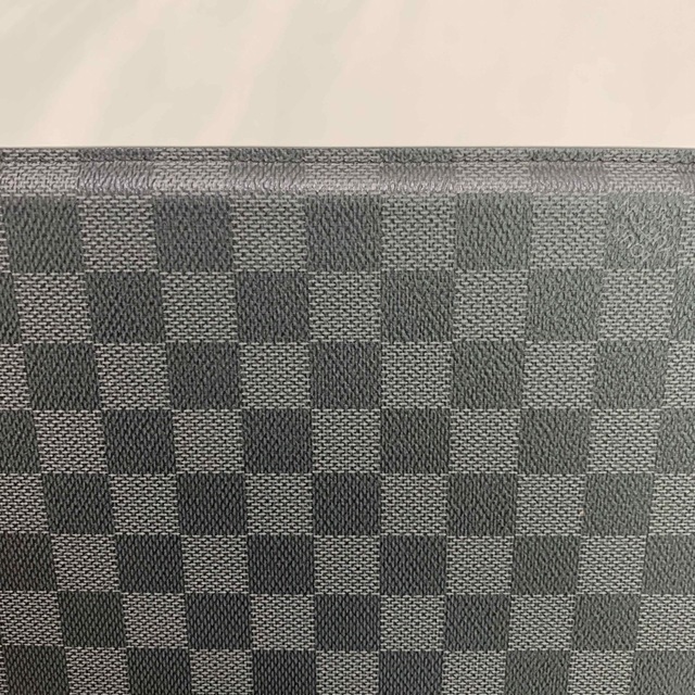 美品✨LOUIS VUITTON ダミエ エテュイ iPadケース - ソフト 美品✨LOUIS VUITTON ダミエ エテュイ iPadケース - ソフト
