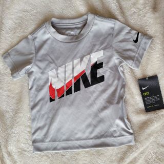 ナイキ(NIKE)の新品タグ付き NIKE Tシャツ BOY キッズ(Tシャツ/カットソー)