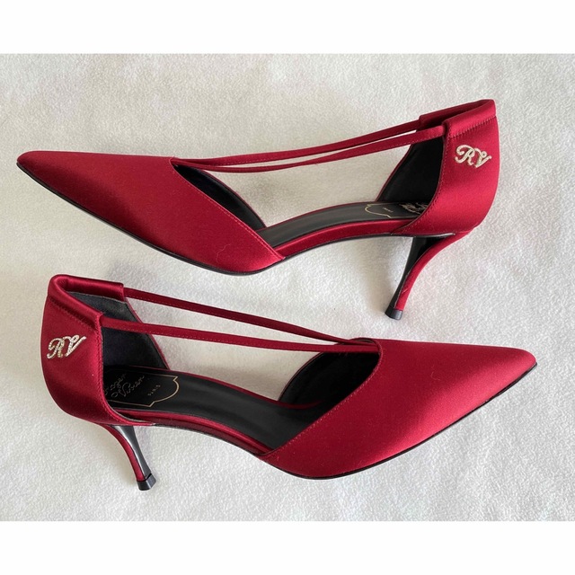 Roger Vivier ロジェ ヴィヴィエ パンプス サイズ39 店頭展示品 | www