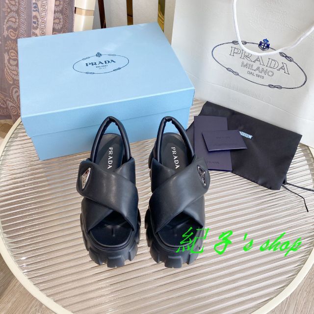 PRADA プラダ モノリス パデッドナッパレザー サンダル 新品同様 憧れ