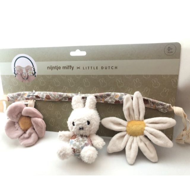 familiar(ファミリア)のMiffy × Little Dutch コラボ　ベビーカー　チャイルドシート　 キッズ/ベビー/マタニティの外出/移動用品(ベビーカー/バギー)の商品写真