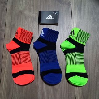 アディダス(adidas)の【新品】アディダス　adidas　21-23センチ　靴下　3足セット(靴下/タイツ)