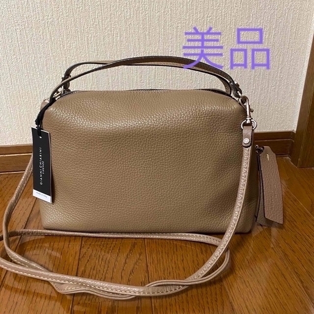 最終価格！【タグ付き新品未使用】GIANNI CHIARINI アリファM