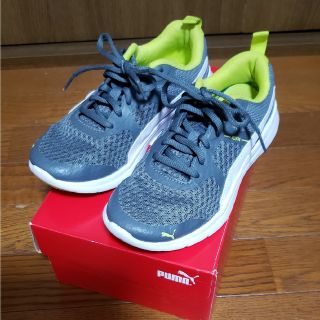 プーマ(PUMA)のPUMA スニーカー 22センチ(スニーカー)