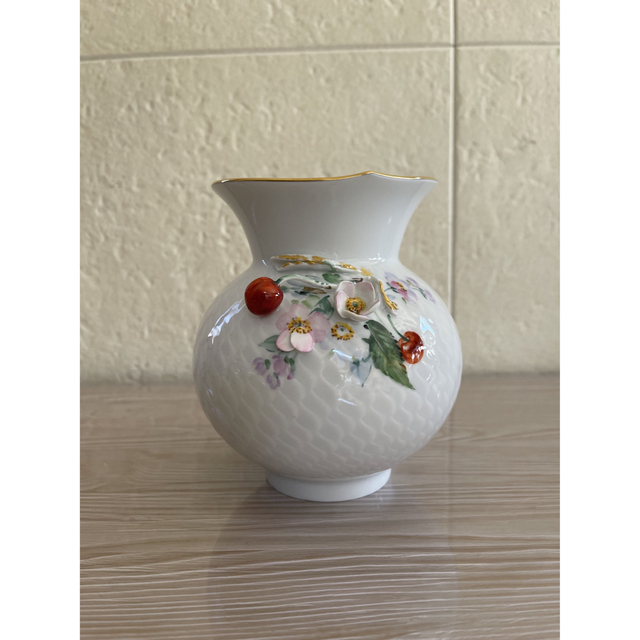 Meissen マイセン 花瓶 波の戯れ チェリー 「かわいい~!」 29400円