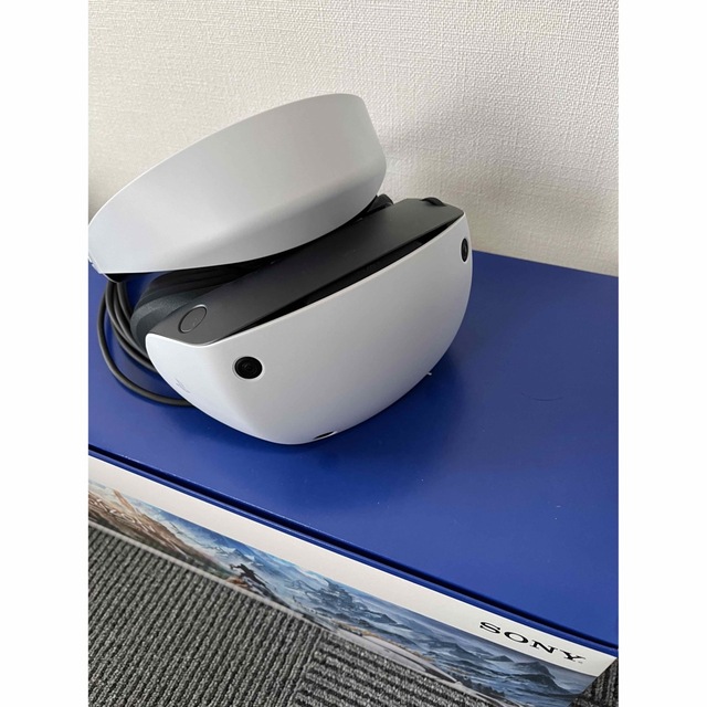 SONY(ソニー)のPSVR2 充電スタンドセット エンタメ/ホビーのゲームソフト/ゲーム機本体(その他)の商品写真