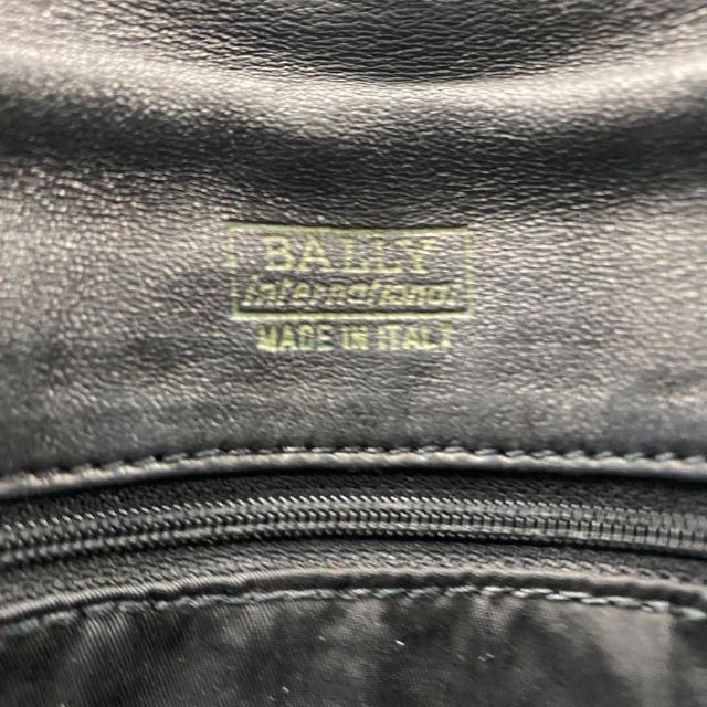 Bally(バリー)の【極美品】BALLY イントレチャート　オールレザー　ショルダー　クロスバッグ レディースのバッグ(ショルダーバッグ)の商品写真