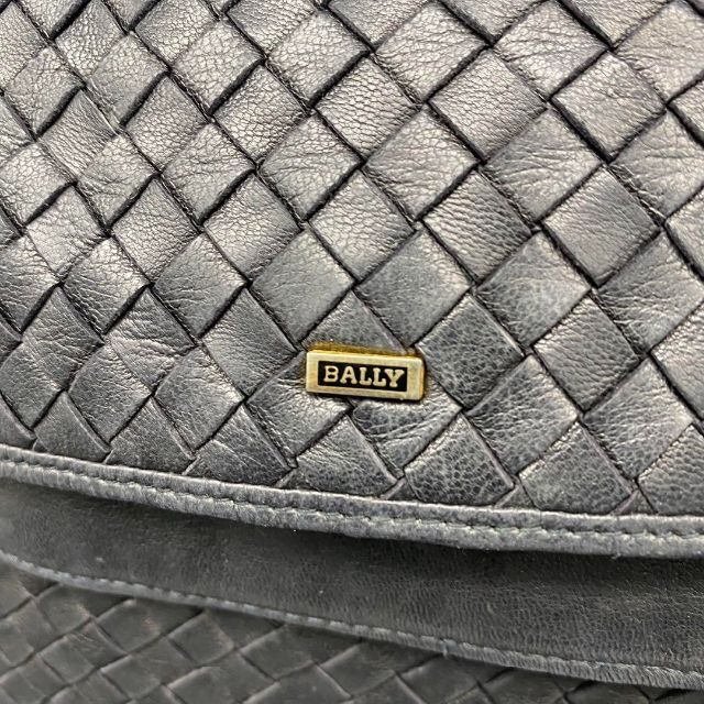 Bally(バリー)の【極美品】BALLY イントレチャート　オールレザー　ショルダー　クロスバッグ レディースのバッグ(ショルダーバッグ)の商品写真