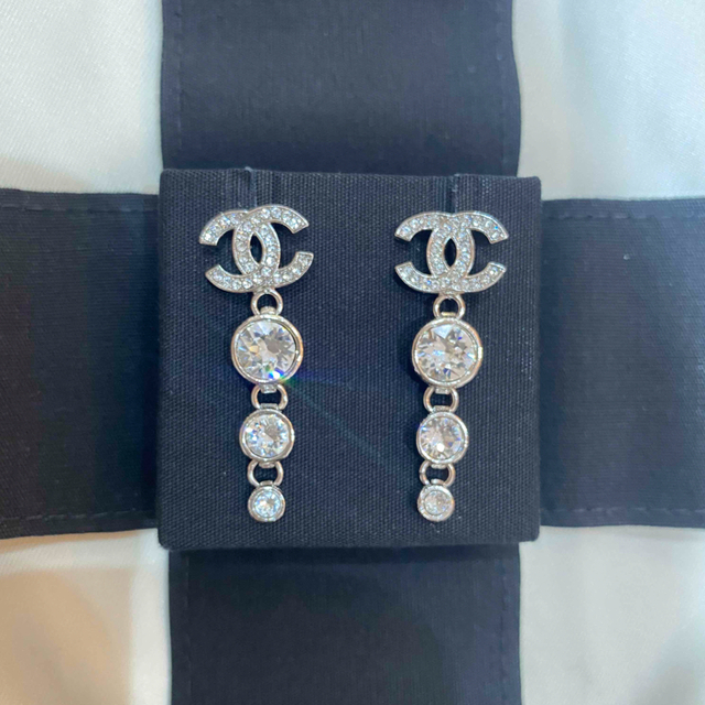 CHANEL シャネル ピアス 2023ss 【本日特価】 www.toyotec.com