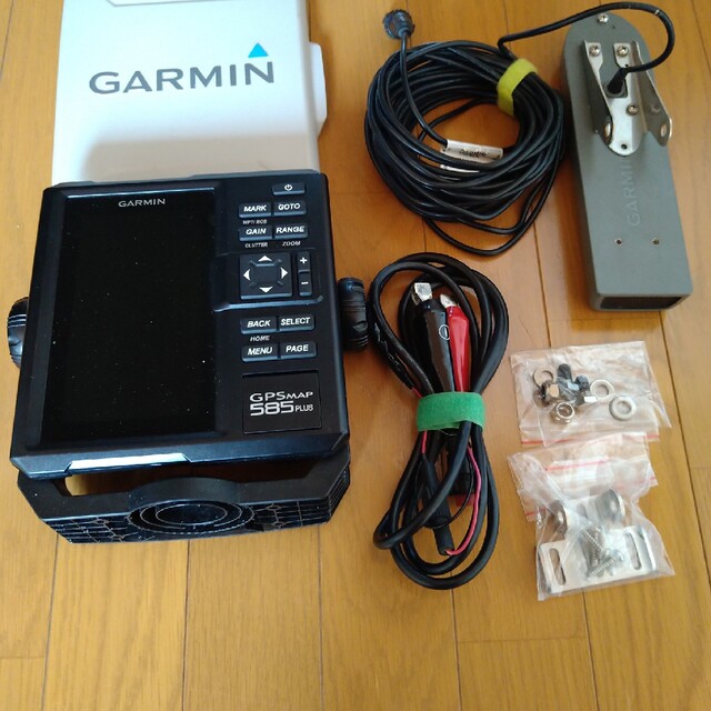 GARMIN(ガーミン)のGARMIN魚群探知機 スポーツ/アウトドアのフィッシング(その他)の商品写真