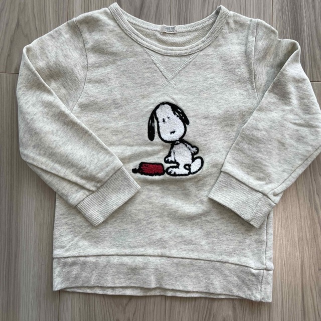 しまむら(シマムラ)のSNOOPY  100 トレーナー キッズ/ベビー/マタニティのキッズ服男の子用(90cm~)(Tシャツ/カットソー)の商品写真