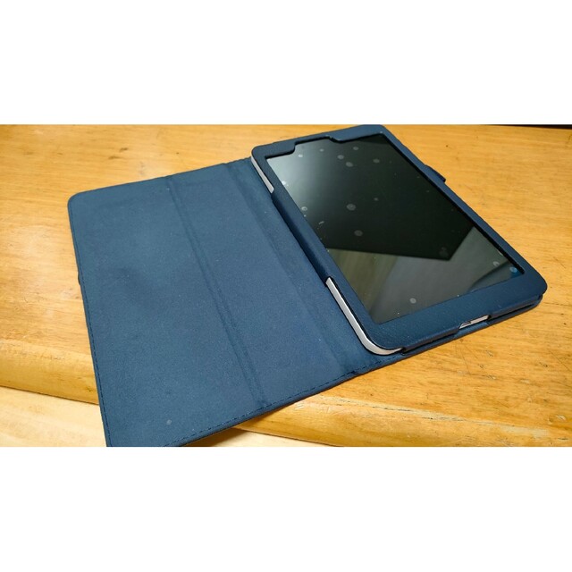 LG Electronics(エルジーエレクトロニクス)の※Maho–k0様専売　LG製　Androidタブレット「LGT02」 スマホ/家電/カメラのPC/タブレット(タブレット)の商品写真