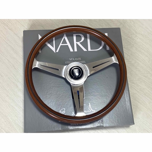 自動車希少【NARDI Classic】36.5Φ ウッドステアリング　即決大歓迎