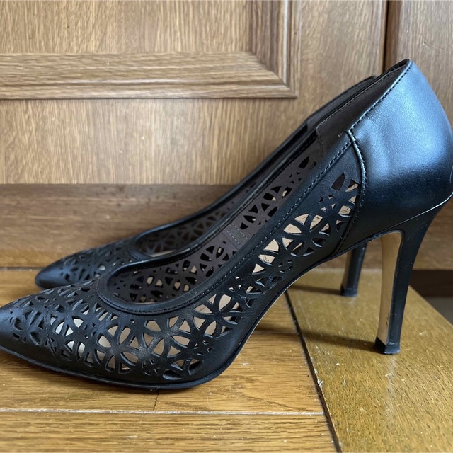 MEDA(メダ)のMEDA  黒　本革　パンプス レディースの靴/シューズ(ハイヒール/パンプス)の商品写真