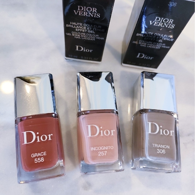 Dior(ディオール)のDIOR ヴェルニ　人気カラー3点セット。*美品 コスメ/美容のネイル(マニキュア)の商品写真