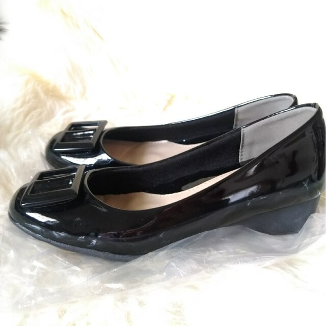パンプス　ローヒール　ブラック レディースの靴/シューズ(ハイヒール/パンプス)の商品写真
