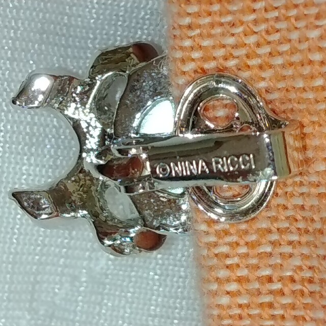 NINA RICCI(ニナリッチ)のニナリッチNINA RICCI真珠イヤリング レディースのアクセサリー(イヤリング)の商品写真