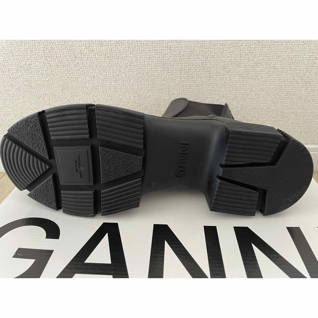 ガニー  GANNI ラバー チェルシーラバーブーツ 40 新品⭐︎未使用 レディースの靴/シューズ(ブーツ)の商品写真