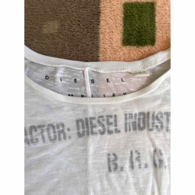 DIESEL(ディーゼル)の【DIESEL】Tシャツ　メンズ　サマーニット メンズのトップス(Tシャツ/カットソー(半袖/袖なし))の商品写真