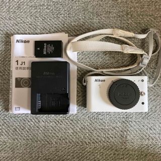 ニコン(Nikon)の【完動品】Nikon 1 J1 ボディ ホワイト(ミラーレス一眼)