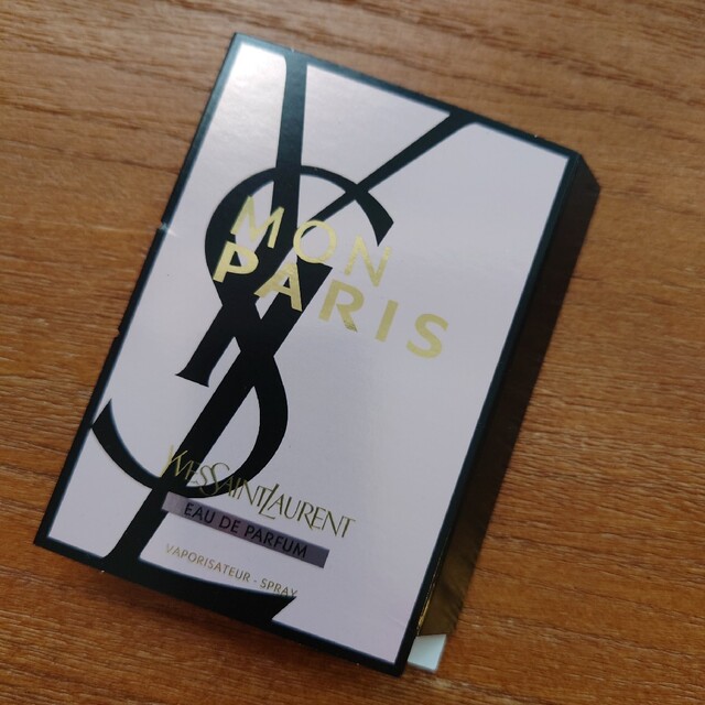 Yves Saint Laurent(イヴサンローラン)のイヴ・サンローラン　モンパリオーデパルファム　サンプル コスメ/美容の香水(香水(女性用))の商品写真