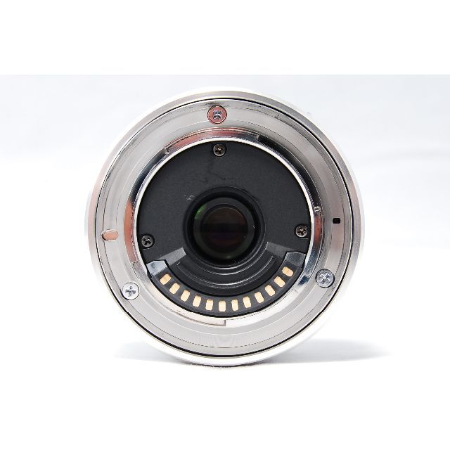 Nikon(ニコン)のNikon 1 J5 標準パワーズームレンズキット シルバー カメラケース付 スマホ/家電/カメラのカメラ(ミラーレス一眼)の商品写真
