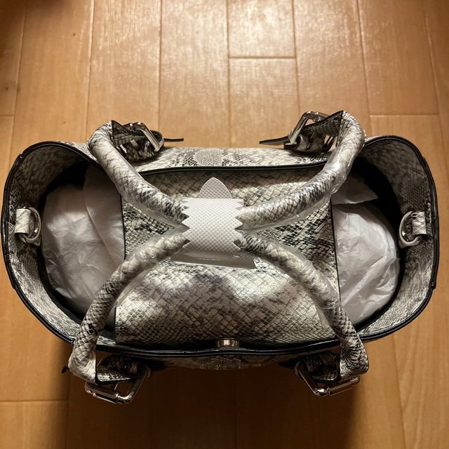 EGOIST(エゴイスト)のEGOIST エゴイスト ハンドバッグ ショルダーバッグ パイソン レディースのバッグ(ハンドバッグ)の商品写真