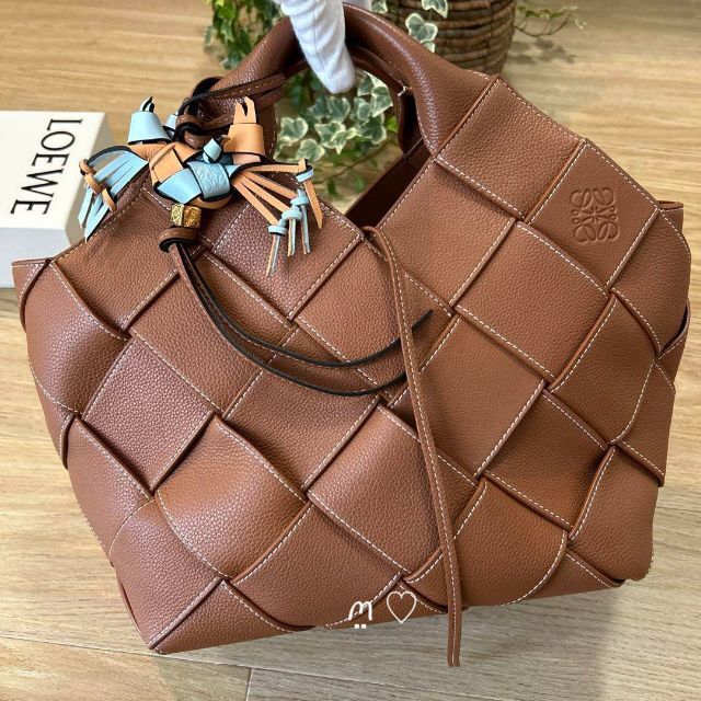 正規取扱店販売品 LOEWE ロエベ クラブバッグチャーム カニ レザー