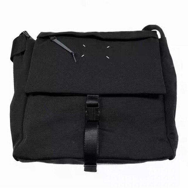 Maison Margiela マルジェラ ショルダーバッグ 黒 バッグ 新品 今月の