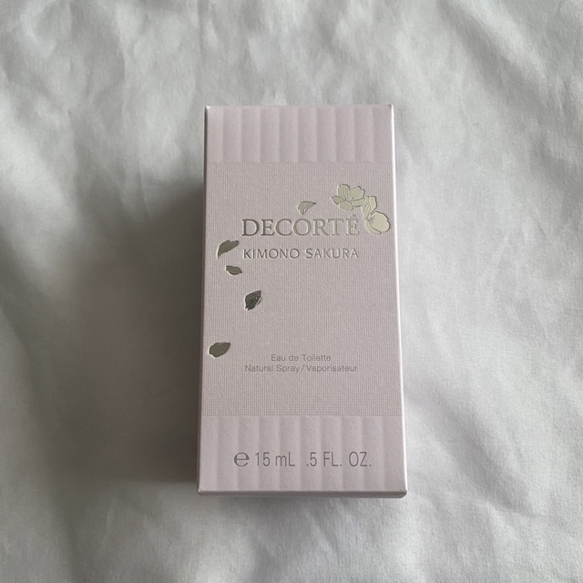 COSME DECORTE(コスメデコルテ)のコスメデコルテ キモノ サクラ オードトワレ 香水 15ml 桜 コスメ/美容の香水(香水(女性用))の商品写真