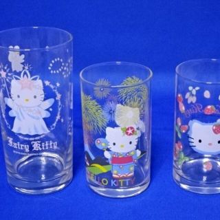 サンリオ(サンリオ)のハローキティ　/　HELLO KITTY グラス　３客セット 期間限定値下げ(グラス/カップ)