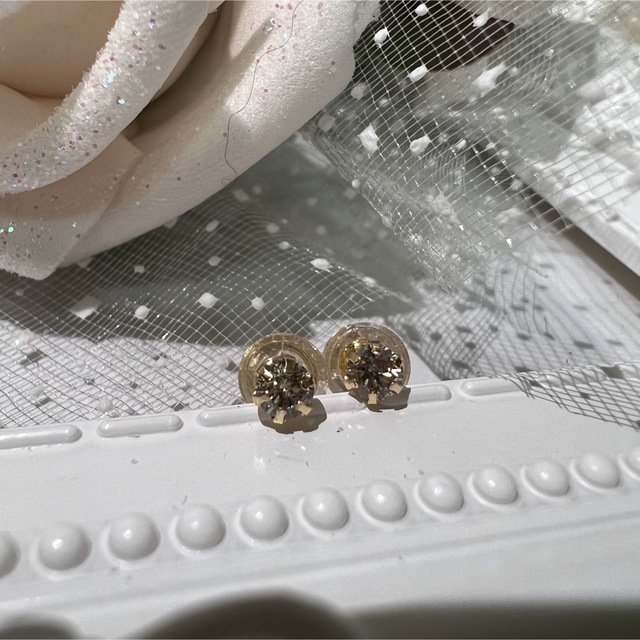天然ブラウンダイヤモンド　K18ピアス　両耳 レディースのアクセサリー(ピアス)の商品写真