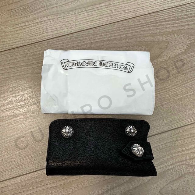 大人気☆ CHROME HEARTS デストロイレザー キーケース クロスボタン-
