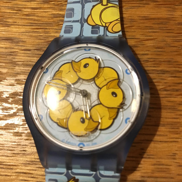 swatch(スウォッチ)のswatch  アヒルの腕時計 キッズ/ベビー/マタニティのこども用ファッション小物(腕時計)の商品写真