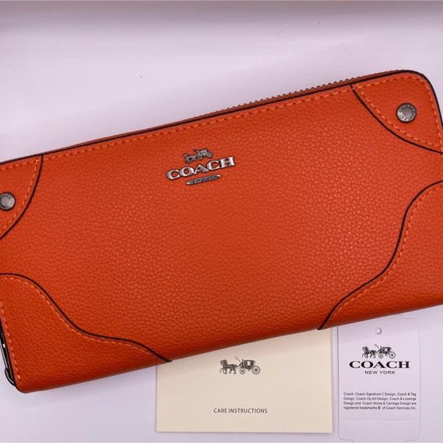 新品　COACH 長財布　コーチ　長財布　レディース　オレンジ シルバー