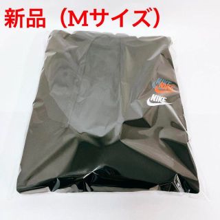 ナイキ(NIKE)の【新品・Mサイズ】NIKE パーカー エッセンシャルプルオーバー ブラック(スウェット)